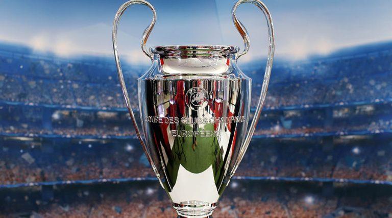 The Champions League Cup In Naples On Free Exhibition With Gianfranco Zola