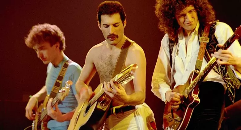 Queen Rock Montreal concert in the cinemas of Naples and the province