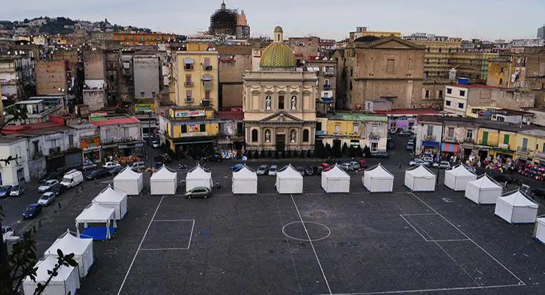 Piazza Mercato a Napoli