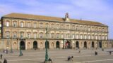 Visite guidate al Palazzo Reale di Napoli con accompagnamento di musica classica