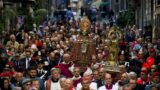 Processione di San Gennaro a Napoli il 6 maggio 2017 nel centro storico