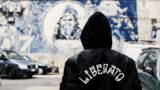 Liberato in concerto sul lungomare di Napoli: il misterioso artista annuncia un evento gratuito