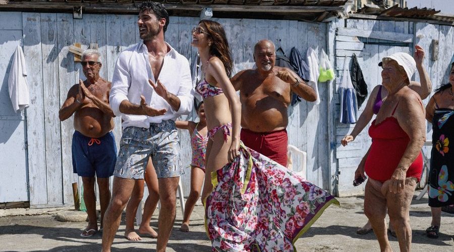 Dolce and Gabbana return to Naples: new summer campaign with Michele Morrone