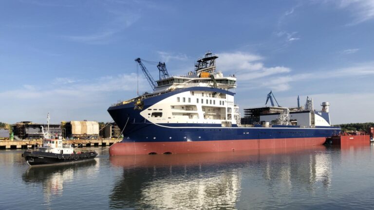 The Leonardo Da Vinci Prysmian, the largest cable-laying ship in the ...