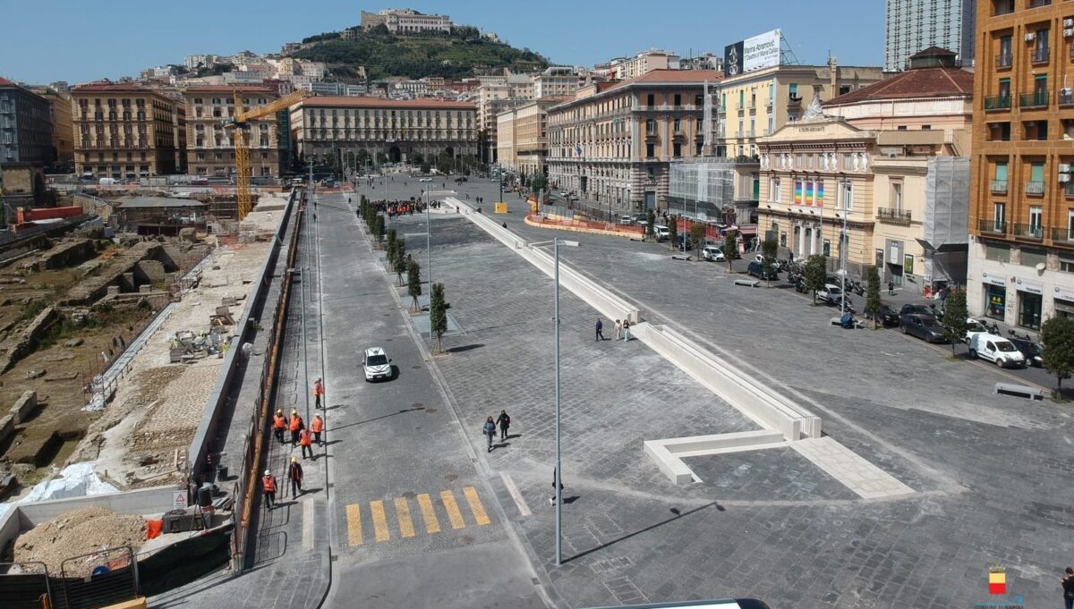 Piazza Municipio and Via Acton in Naples: here's how traffic changes ...