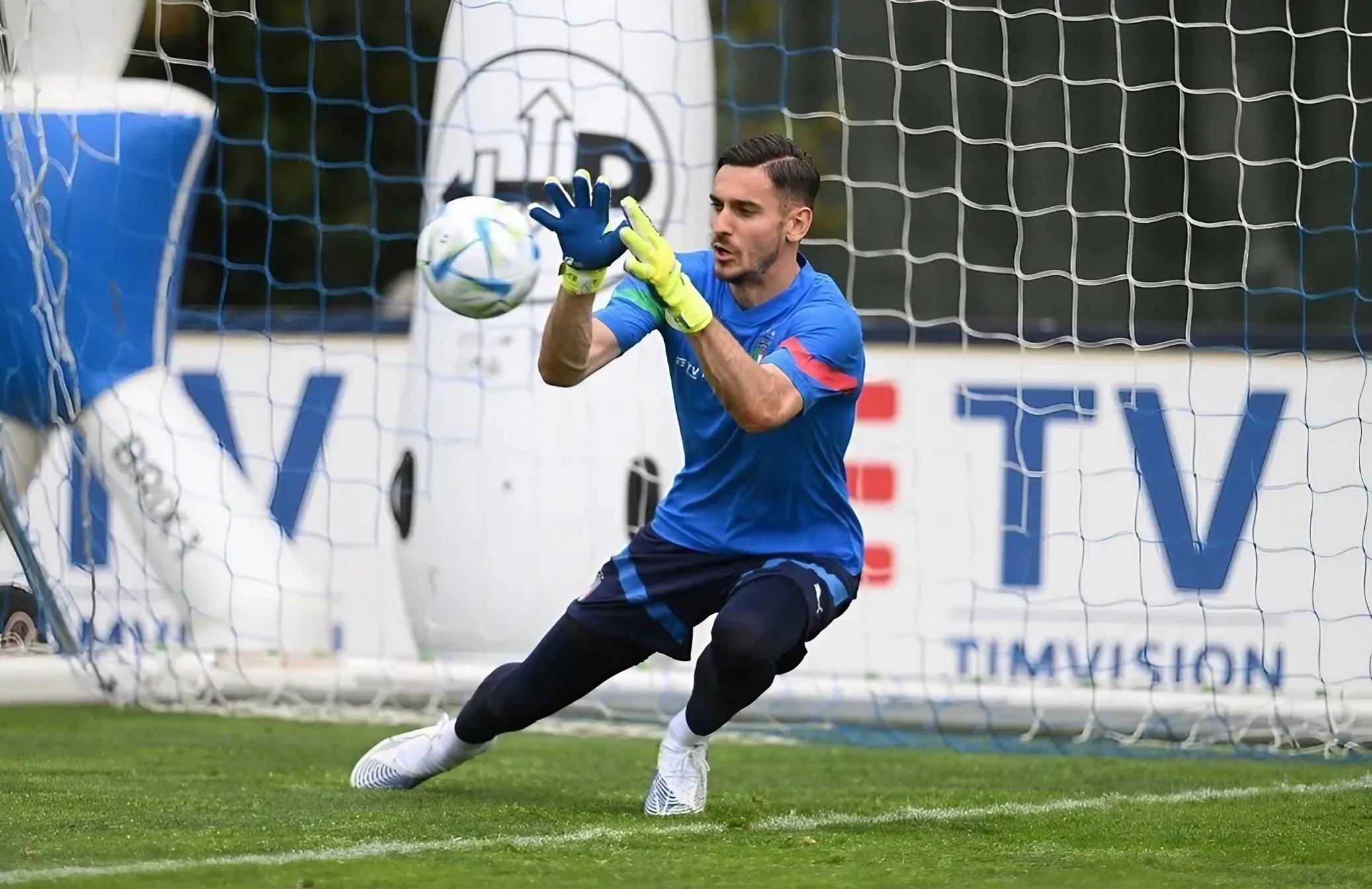 Alex Meret, portiere SSC Napoli, in allenamento