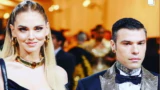 Chiara Ferragni e Fedez insieme a un party, ma separati in casa