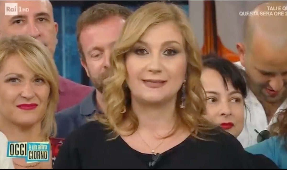 Serena Bortone greets Today is another day, her speech (video)