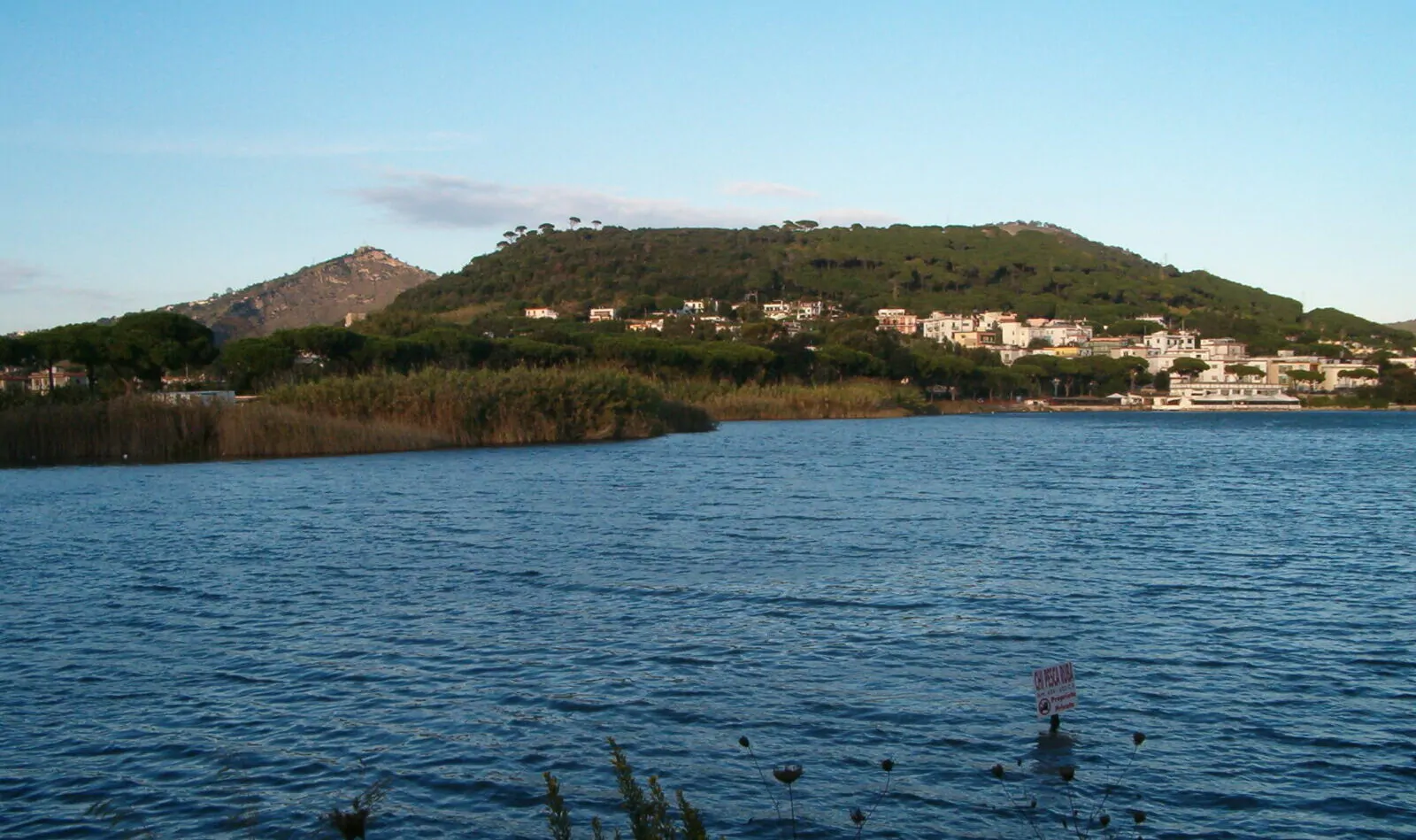 Monte Nuovo dei Campi Flegrei a Pozzuoli