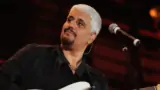 Pino Daniele al cinema con il documentario Nero a Metà. Quando e dove