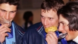Perché gli Atleti mordono le medaglie alle Olimpiadi?